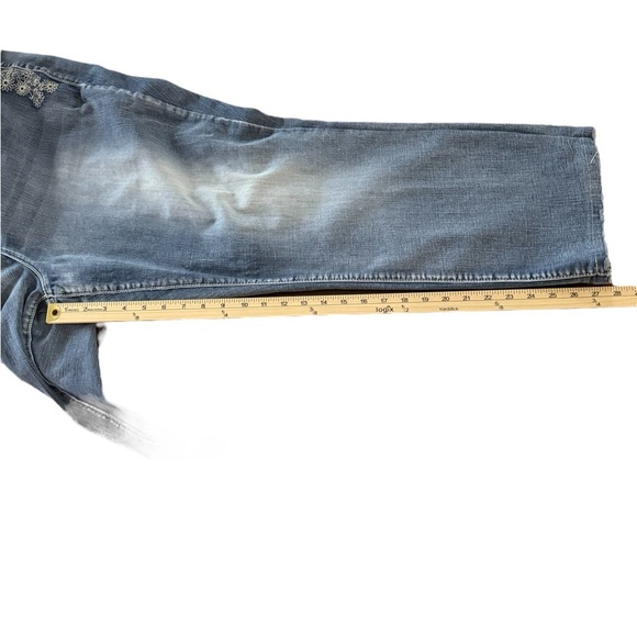 EARL Jeans with Embroidery Size 22 - Picture 9 of 12